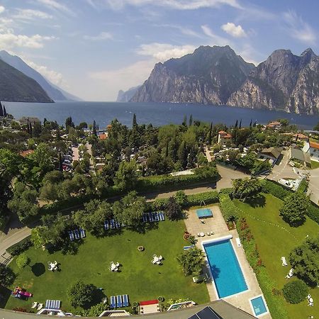 Residence Toblini Torbole Sul Garda Luaran gambar