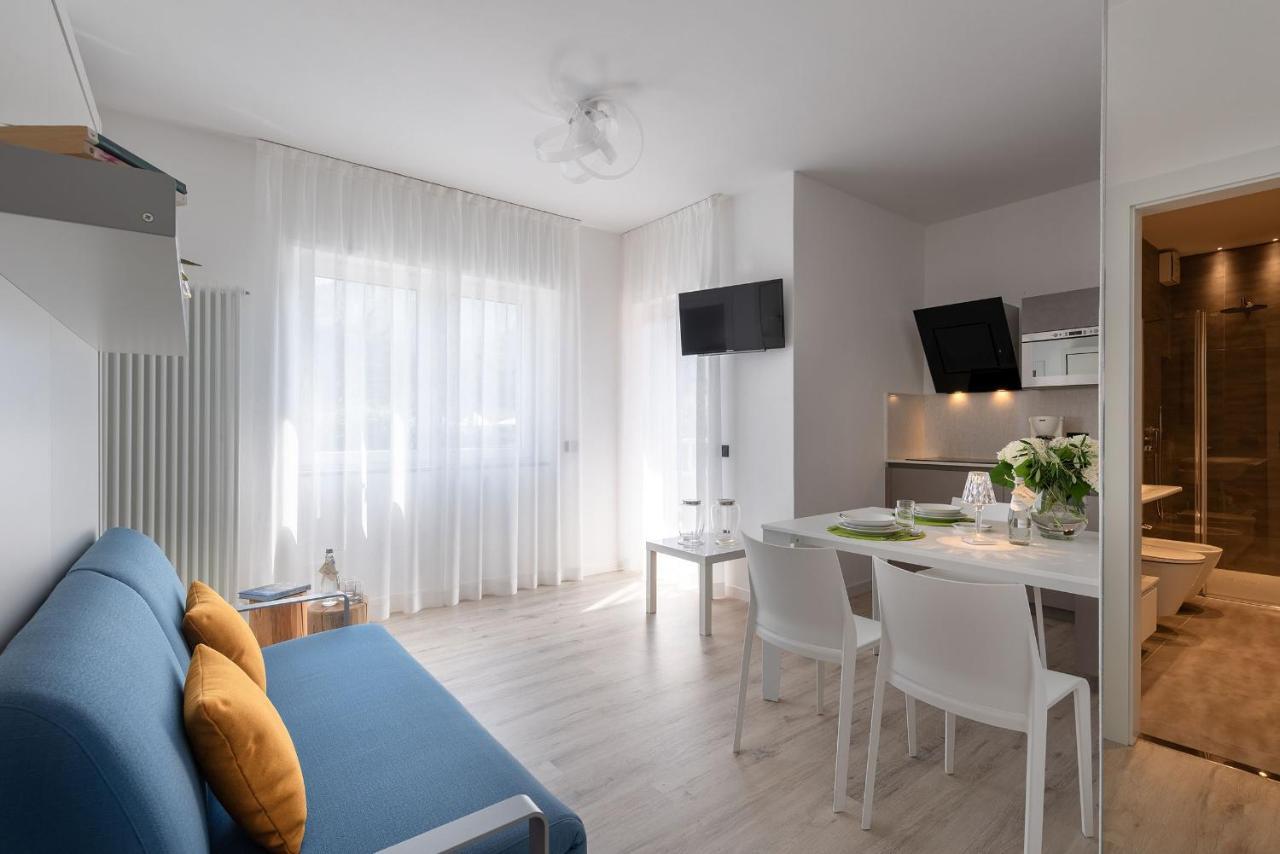 Residence Toblini Torbole Sul Garda Luaran gambar