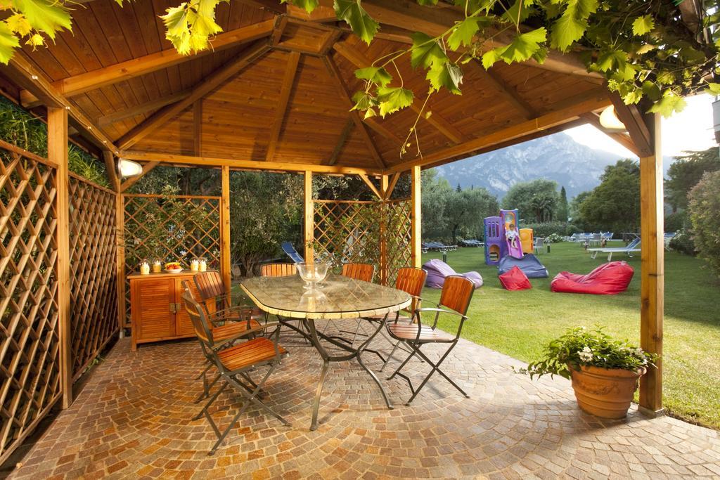 Residence Toblini Torbole Sul Garda Luaran gambar