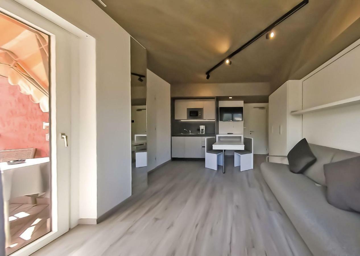 Residence Toblini Torbole Sul Garda Luaran gambar